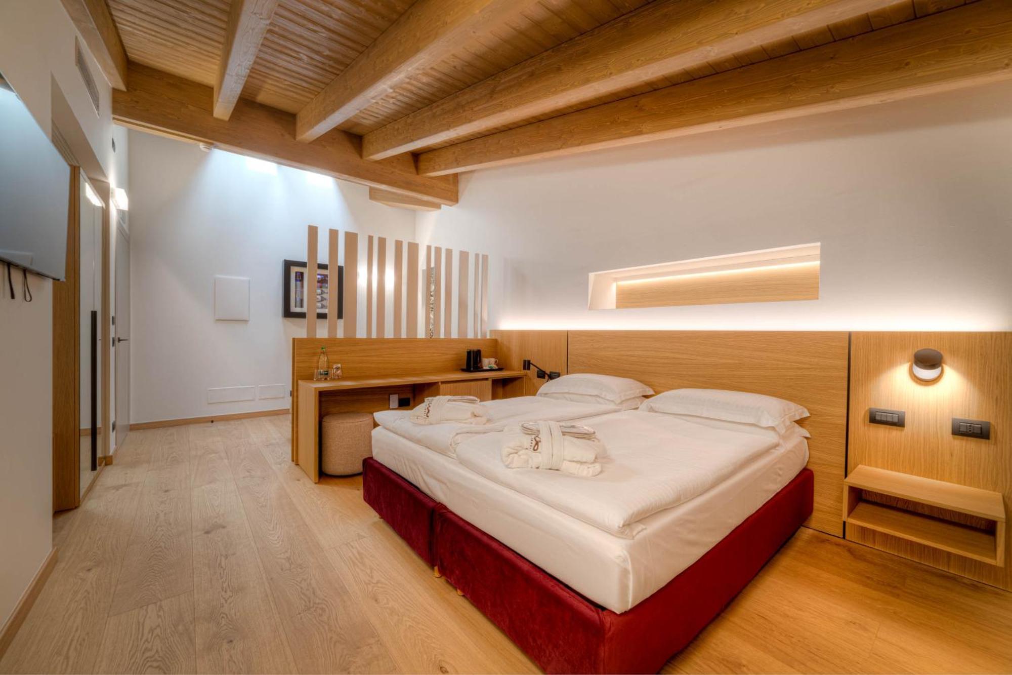 Wine Hotel San Carlo - Relais & Spa - Boutique Hotel Chiuro Exteriér fotografie