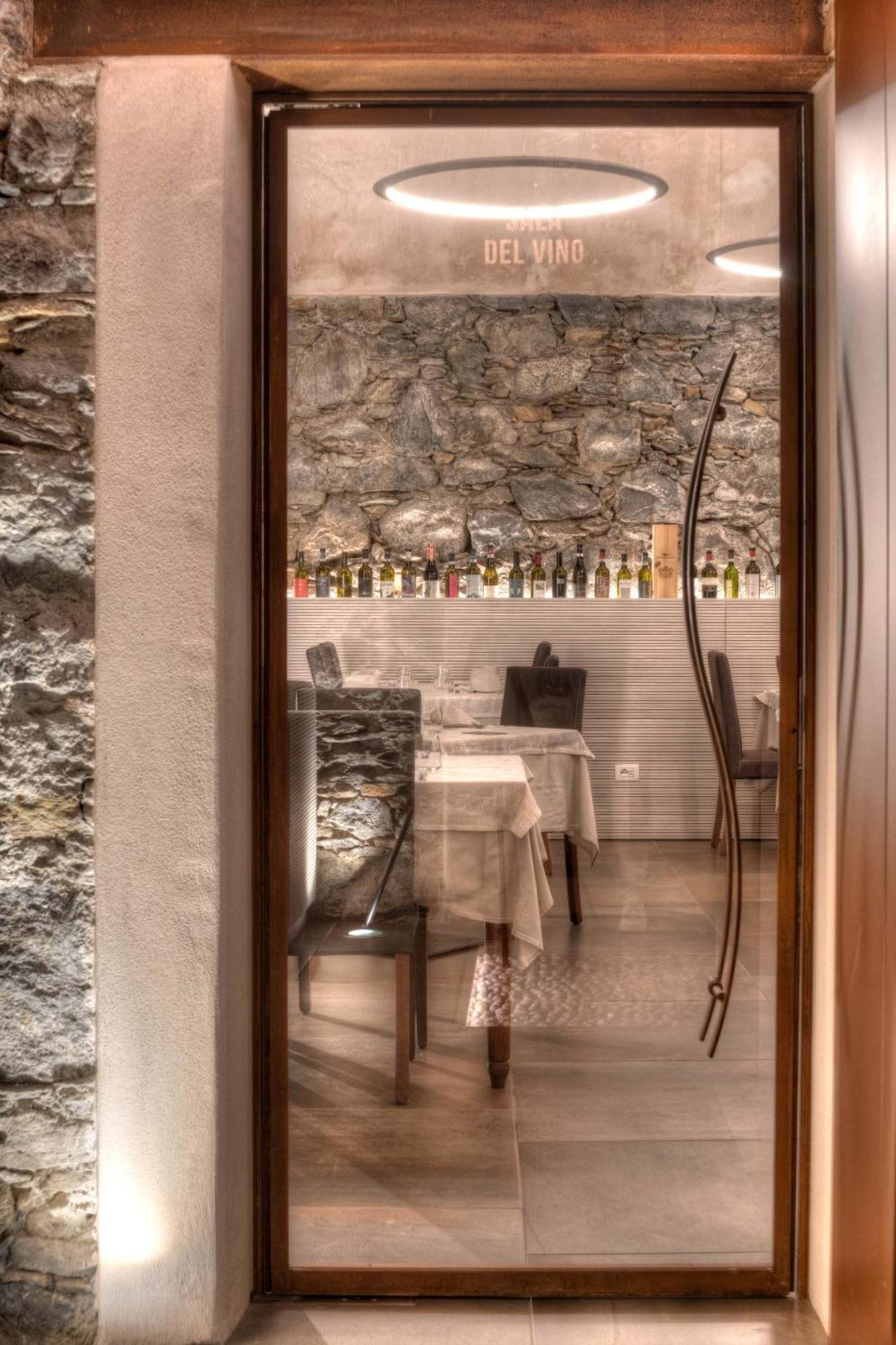 Wine Hotel San Carlo - Relais & Spa - Boutique Hotel Chiuro Exteriér fotografie