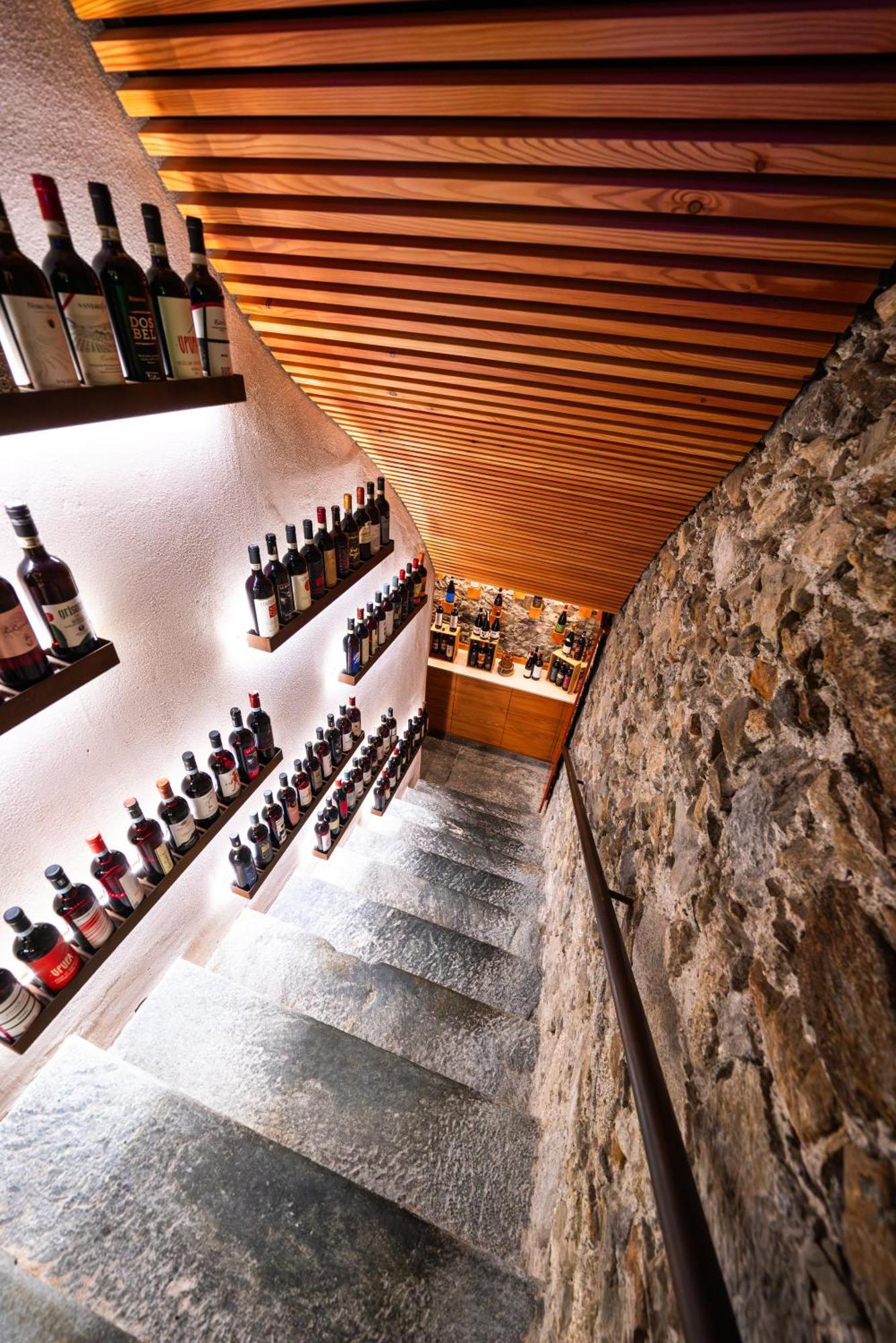 Wine Hotel San Carlo - Relais & Spa - Boutique Hotel Chiuro Exteriér fotografie