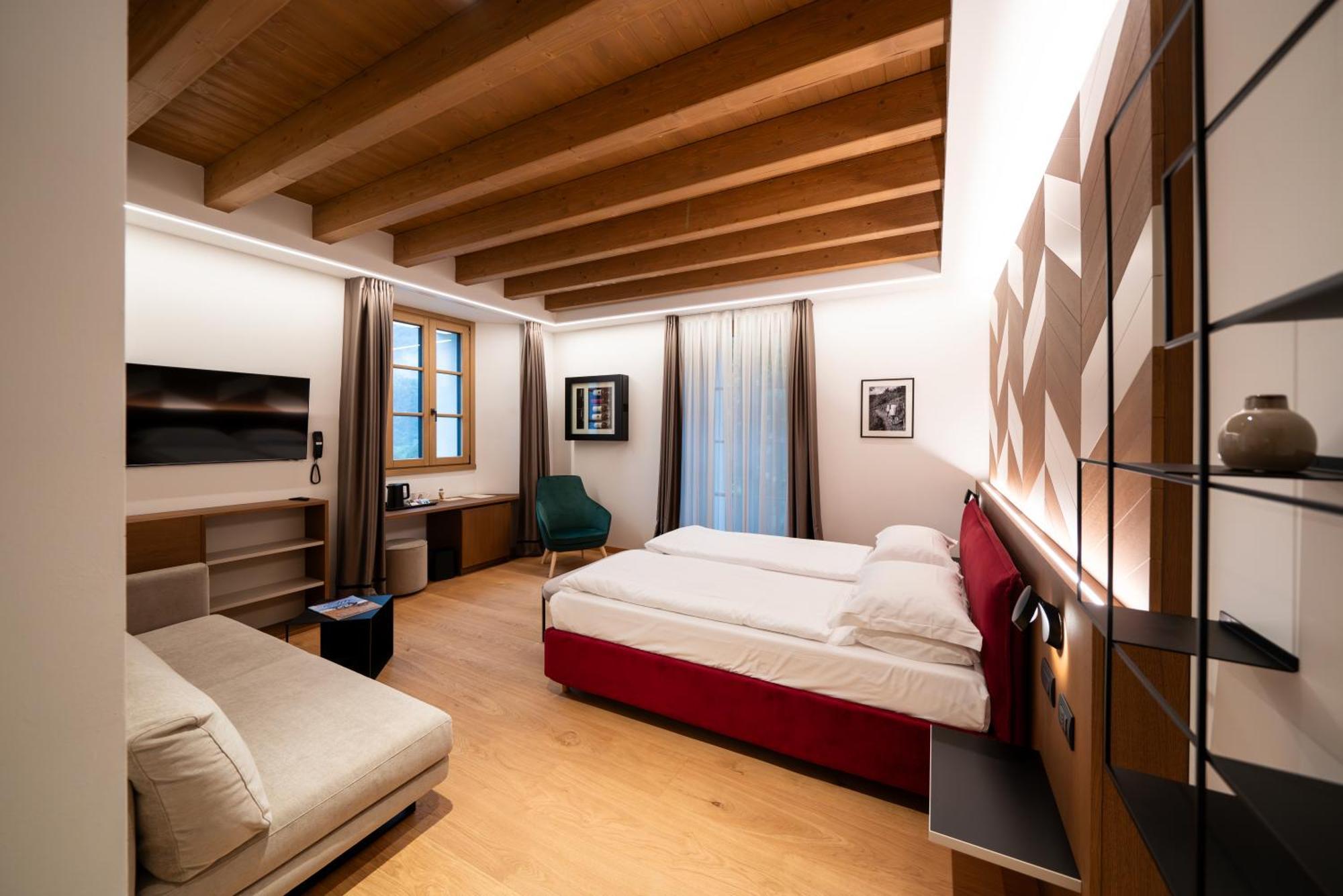 Wine Hotel San Carlo - Relais & Spa - Boutique Hotel Chiuro Exteriér fotografie